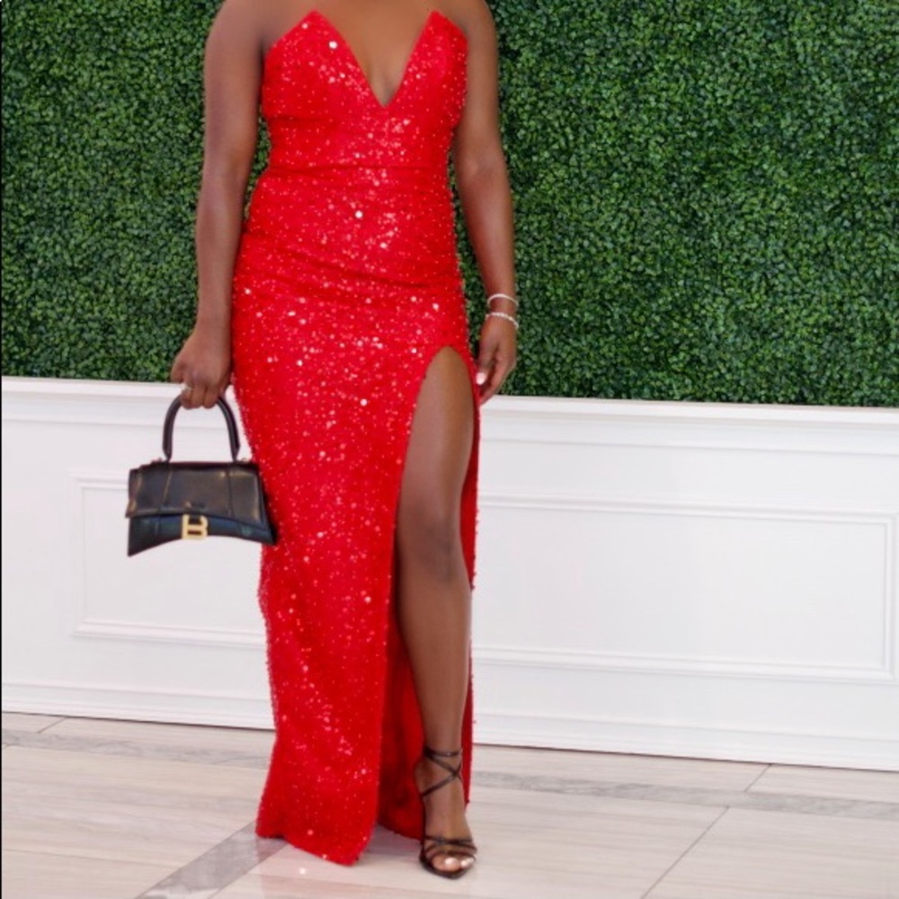 Long fitted deep v neck sequins gown